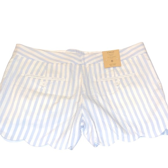 Club Monaco sz 0 light blue & white striped scalloped hem dressy short shorts - Picture 4 of 16